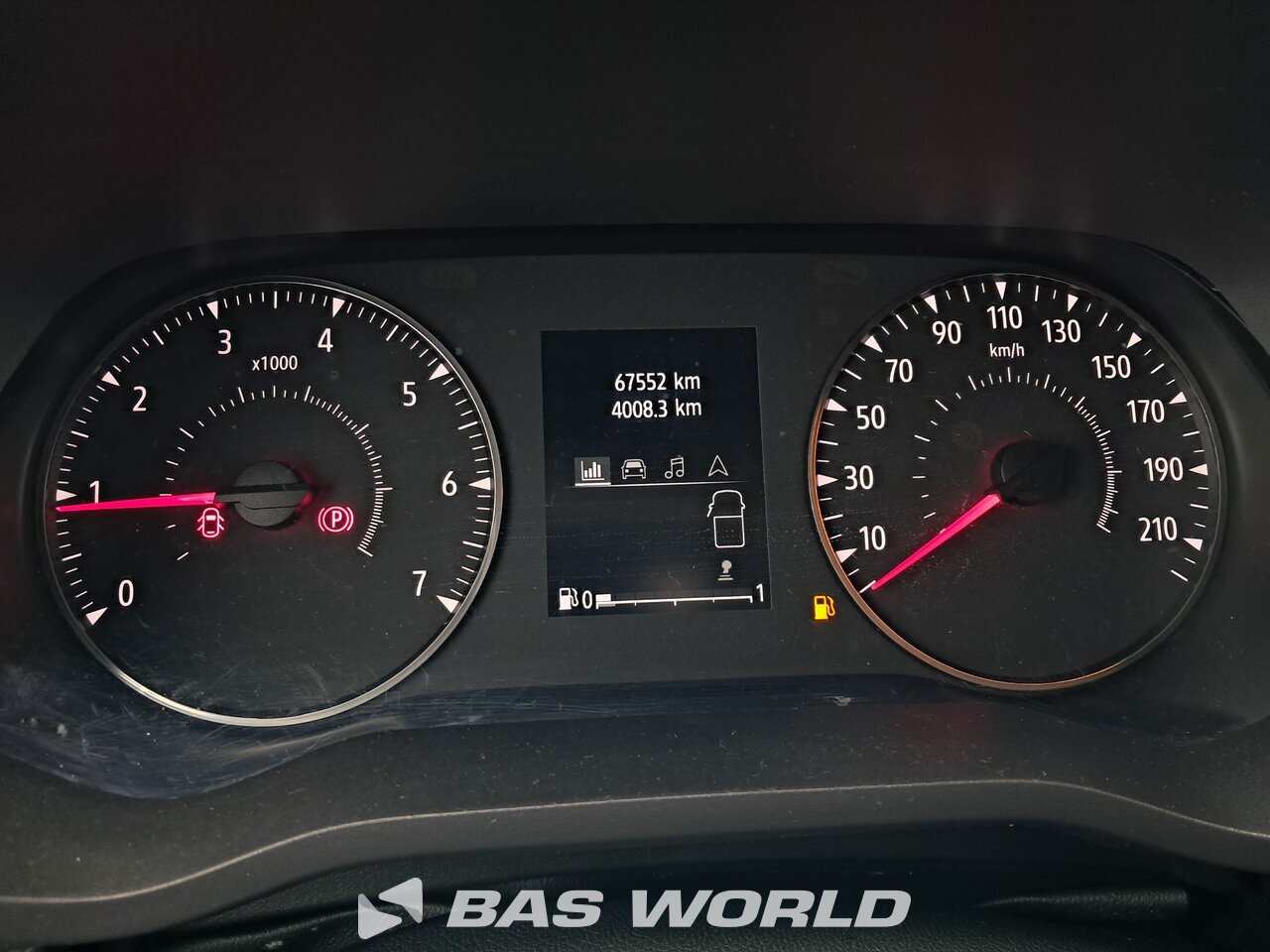 Other : Renault Trafic 130pk Closed box van