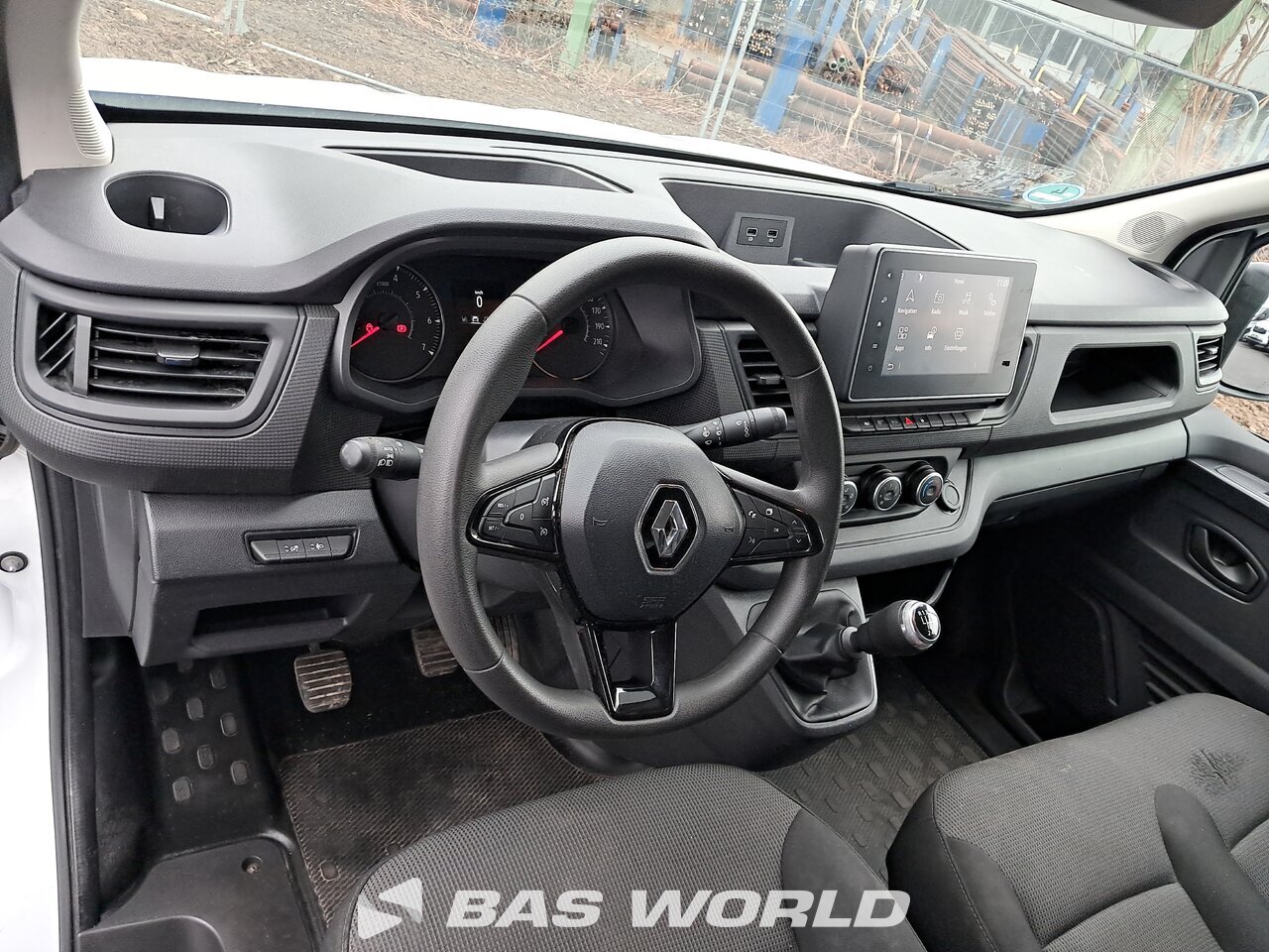Other : Renault Trafic 130pk Closed box van