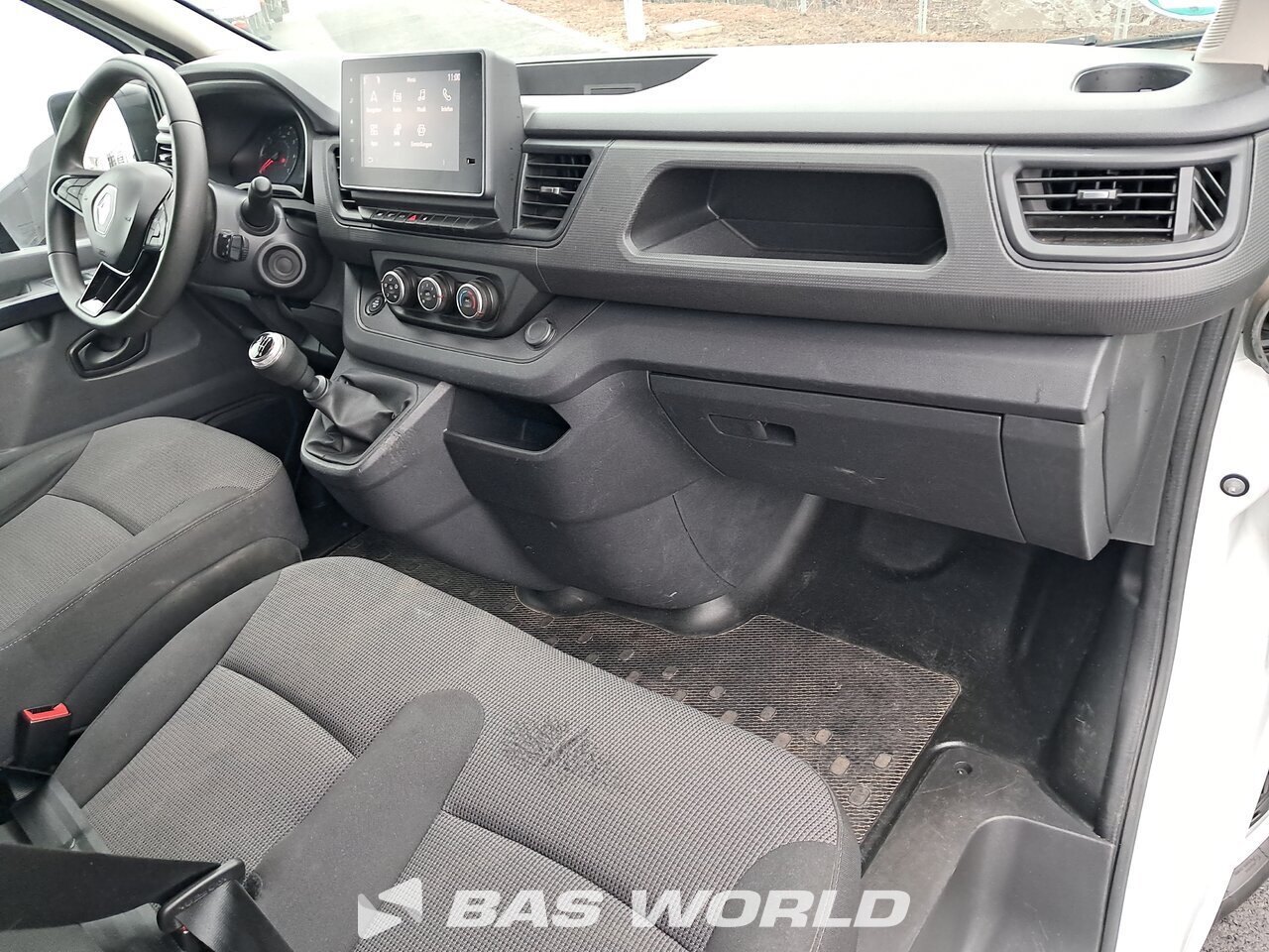 Other : Renault Trafic 130pk Closed box van