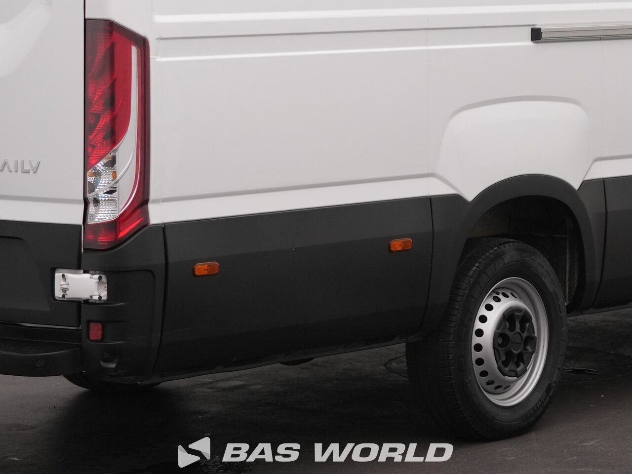 Other : Iveco Daily 35S16 Minibussar skåpbilar