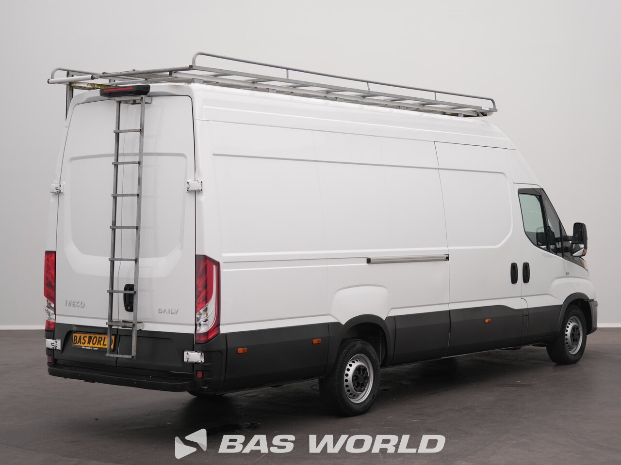 Other : Iveco Daily 35S16 Minibussar skåpbilar
