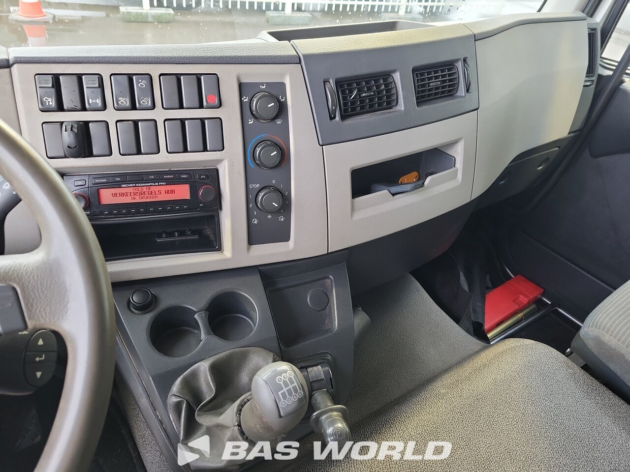 Other : Volvo FL 240 شاحنات مسطحة