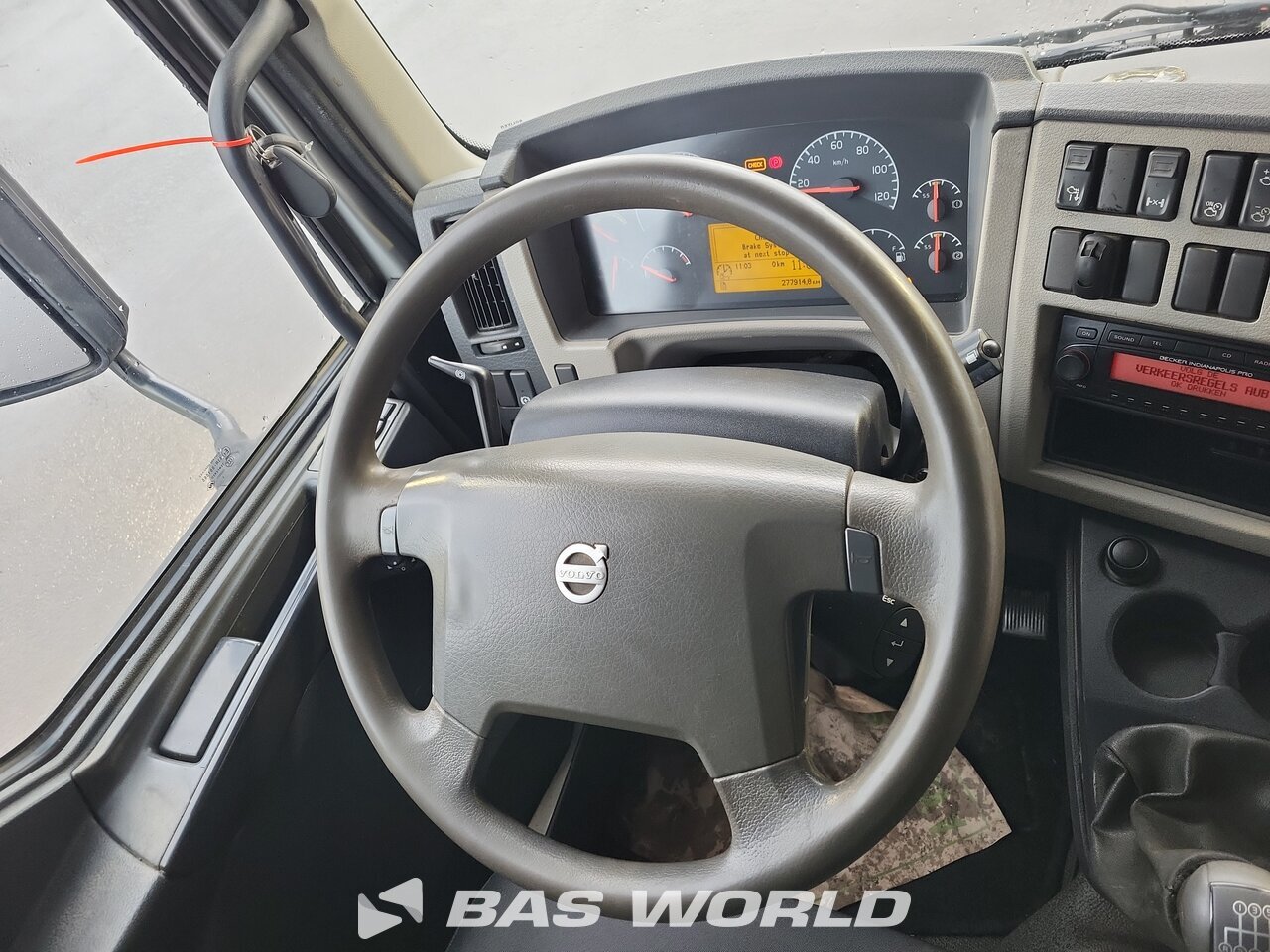Other : Volvo FL 240 شاحنات مسطحة