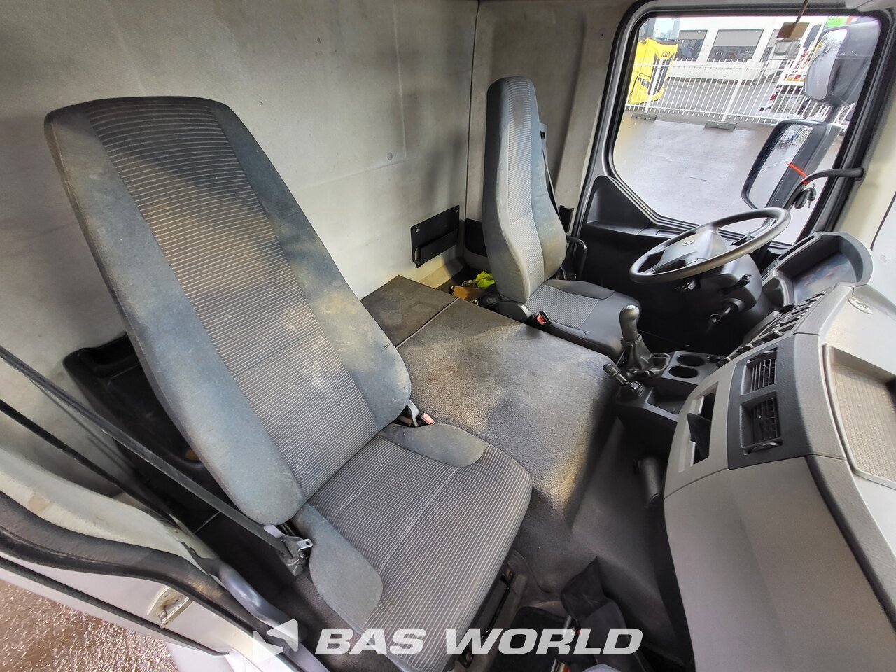 Other : Volvo FL 240 شاحنات مسطحة