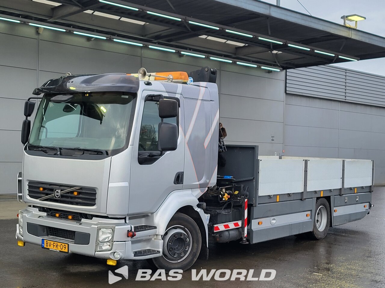 Other : Volvo FL 240 شاحنات مسطحة