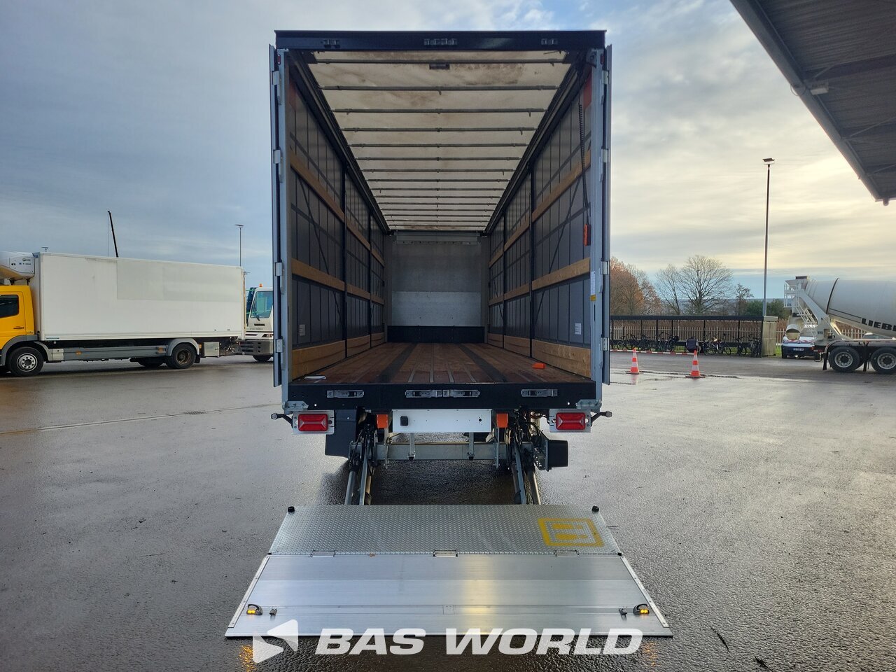 Other : System Trailers Curtainside semi-trailer