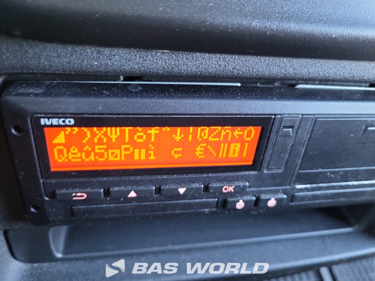 Other : Iveco Daily 70C18 Stängda lastbilskarosser