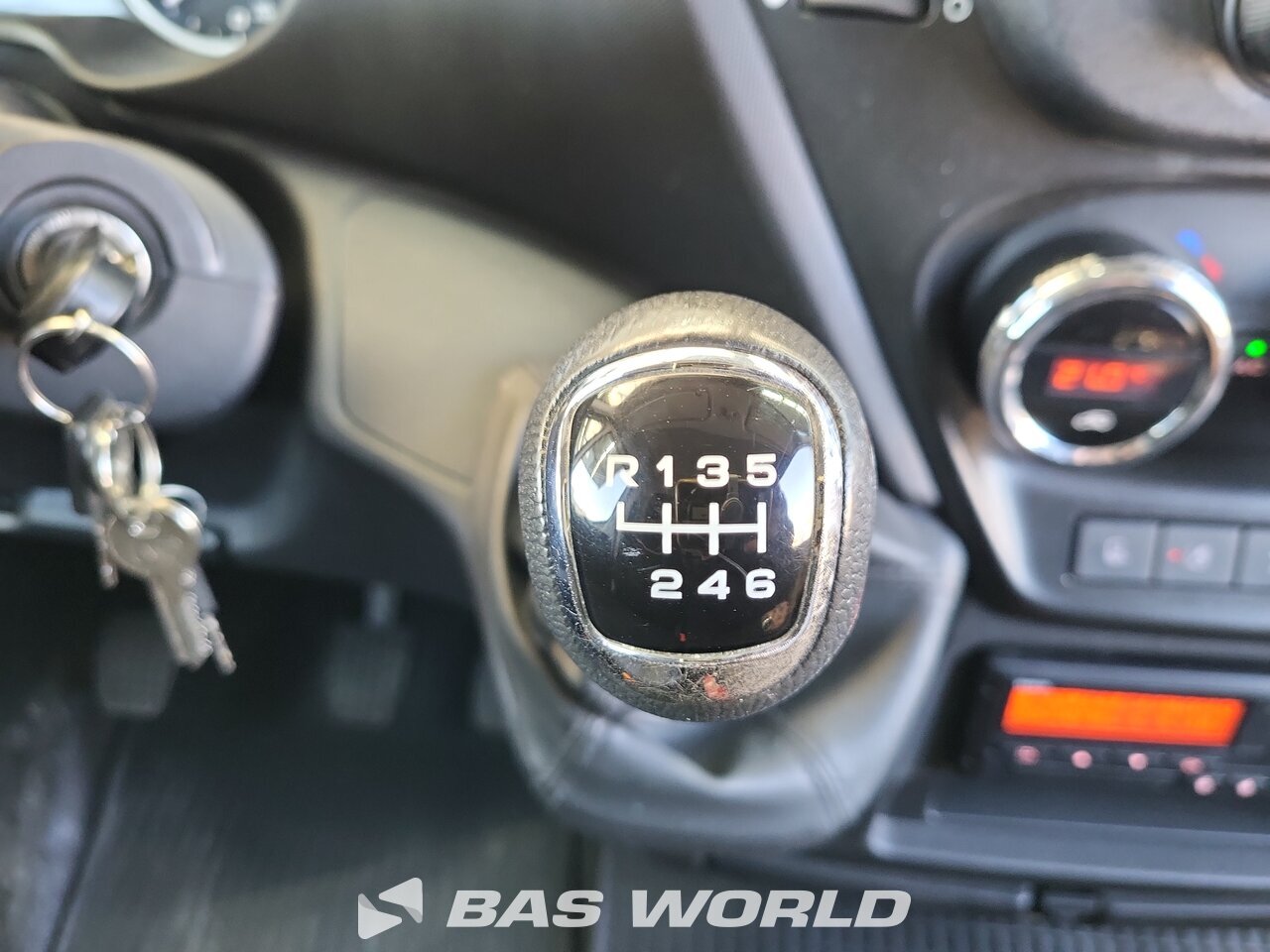 Other : Iveco Daily 70C18 Stängda lastbilskarosser