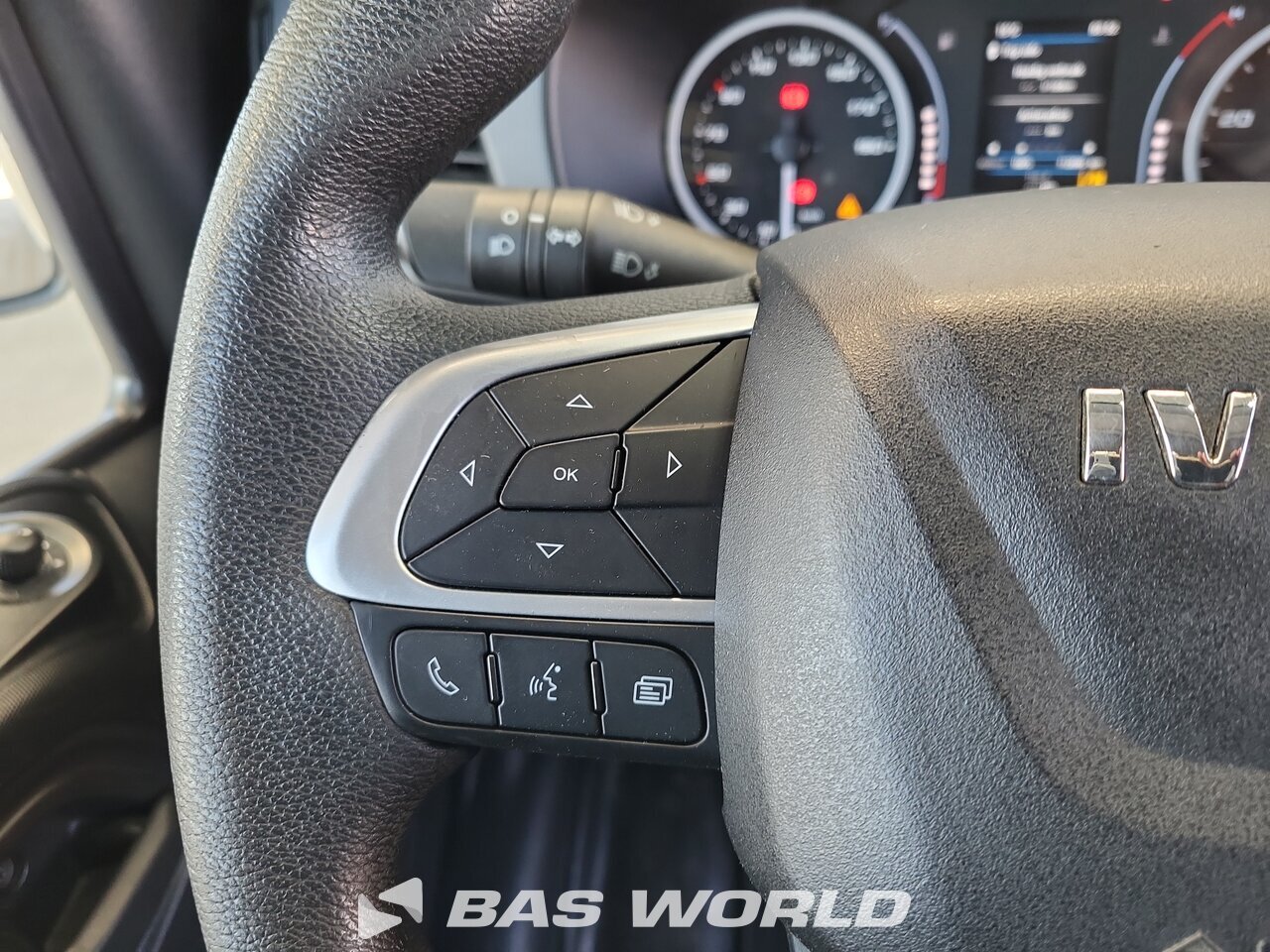 Other : Iveco Daily 70C18 Stängda lastbilskarosser