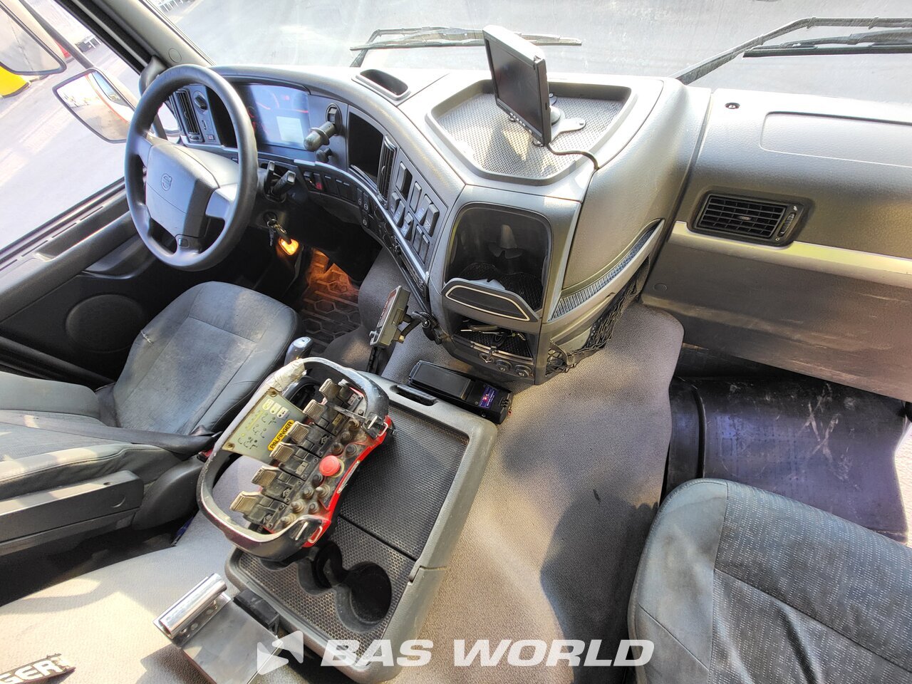 Other : Volvo FMX 410 Caja abierta