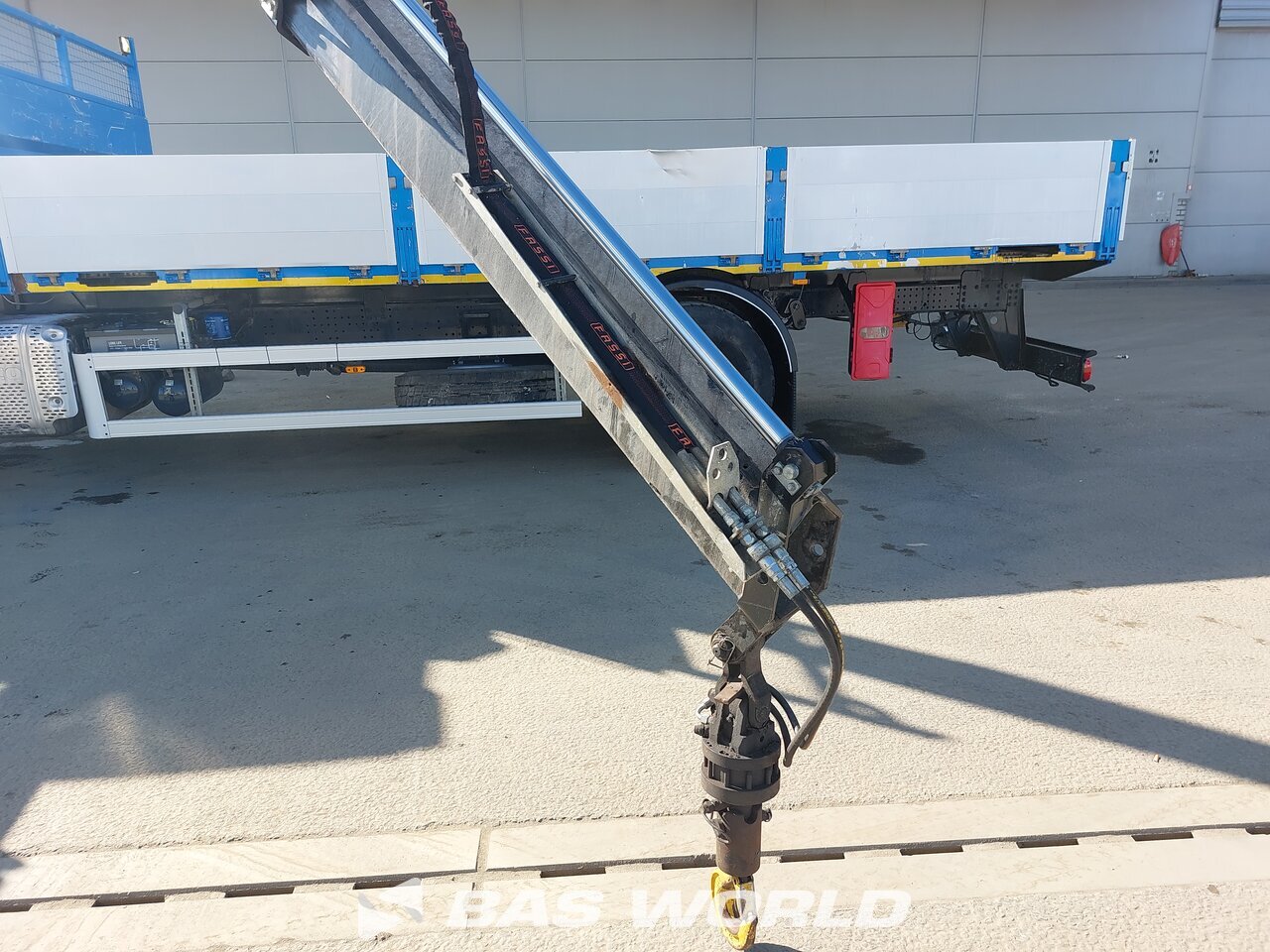 Other : Iveco Stralis 310 شاحنات مسطحة