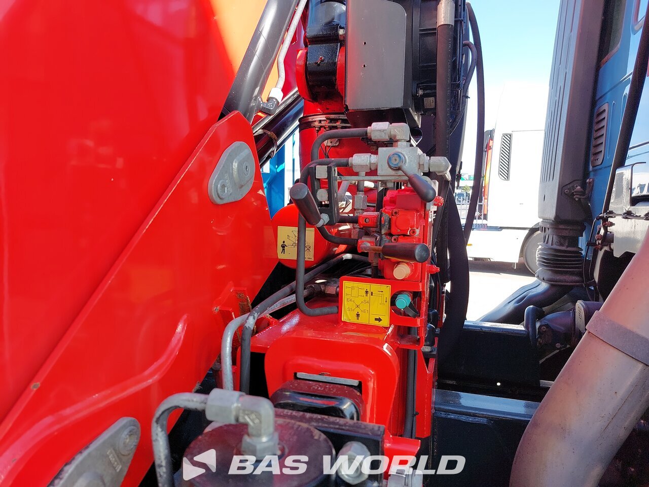 Other : Iveco Stralis 310 شاحنات مسطحة