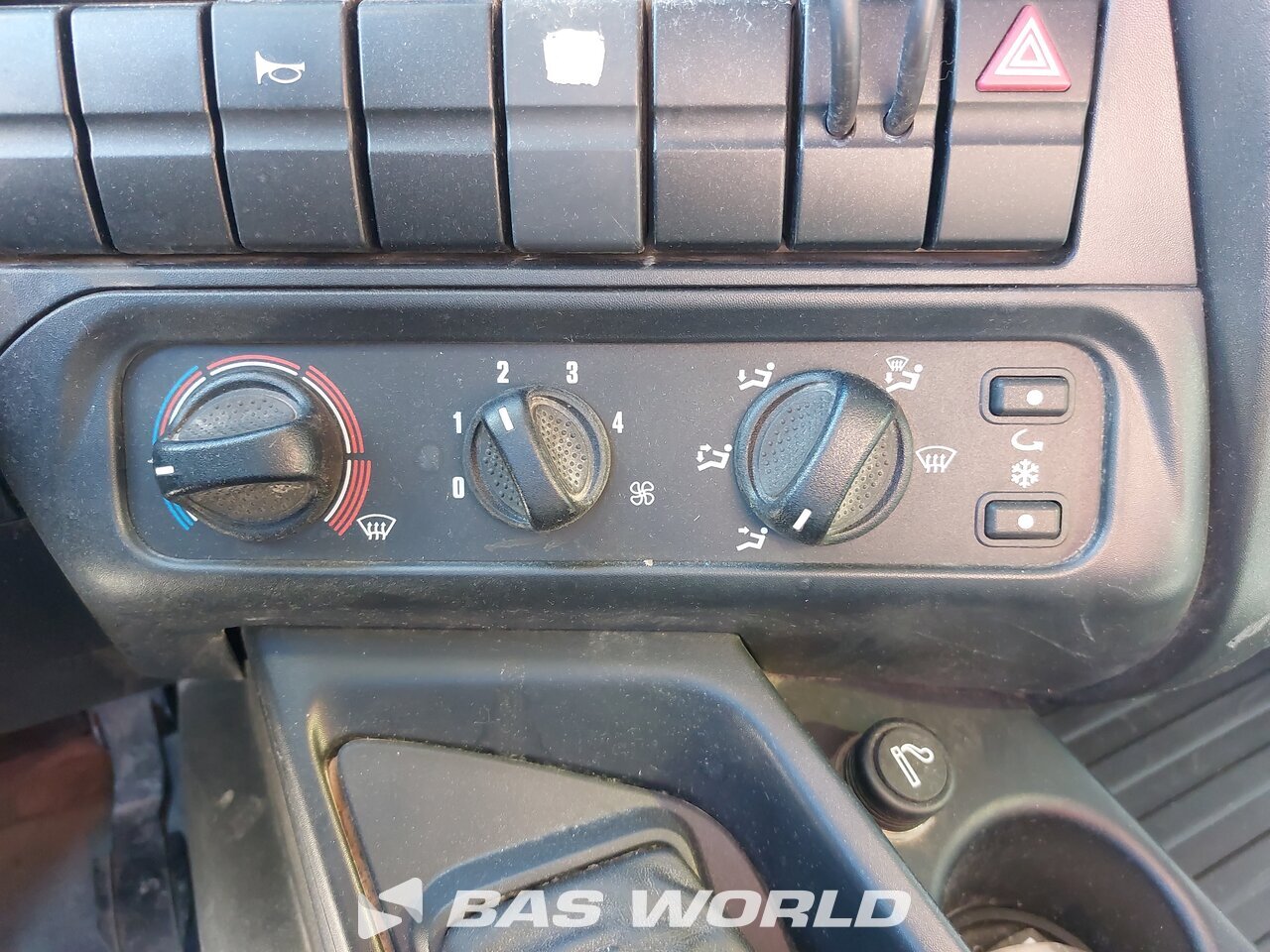Other : Iveco Stralis 310 شاحنات مسطحة