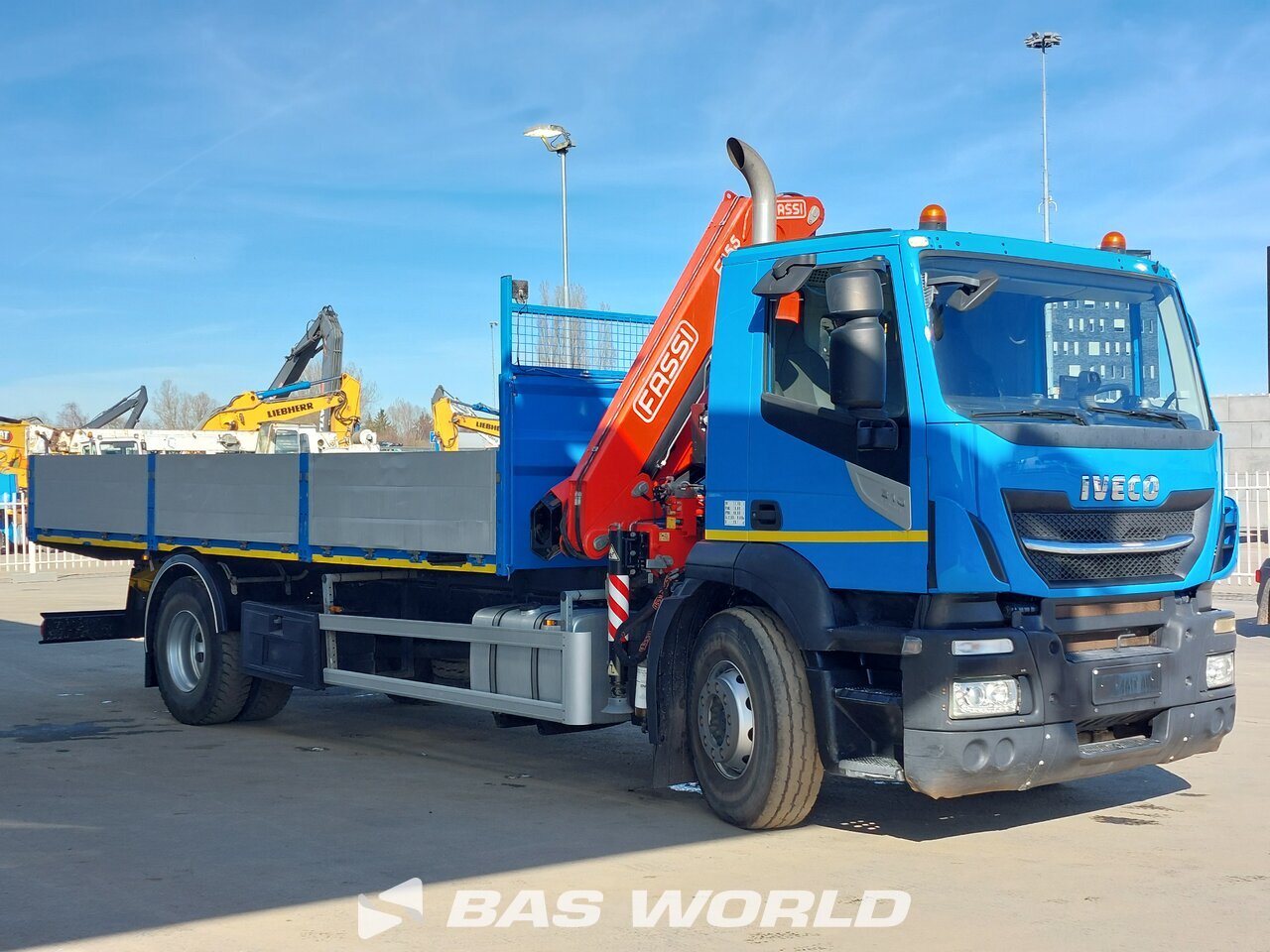 Other : Iveco Stralis 310 شاحنات مسطحة