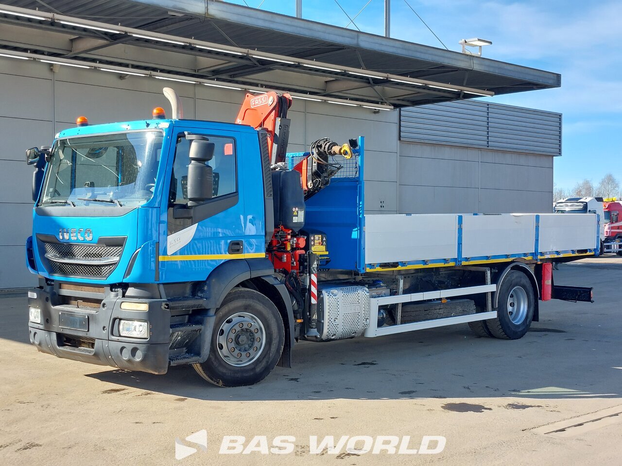 Other : Iveco Stralis 310 شاحنات مسطحة