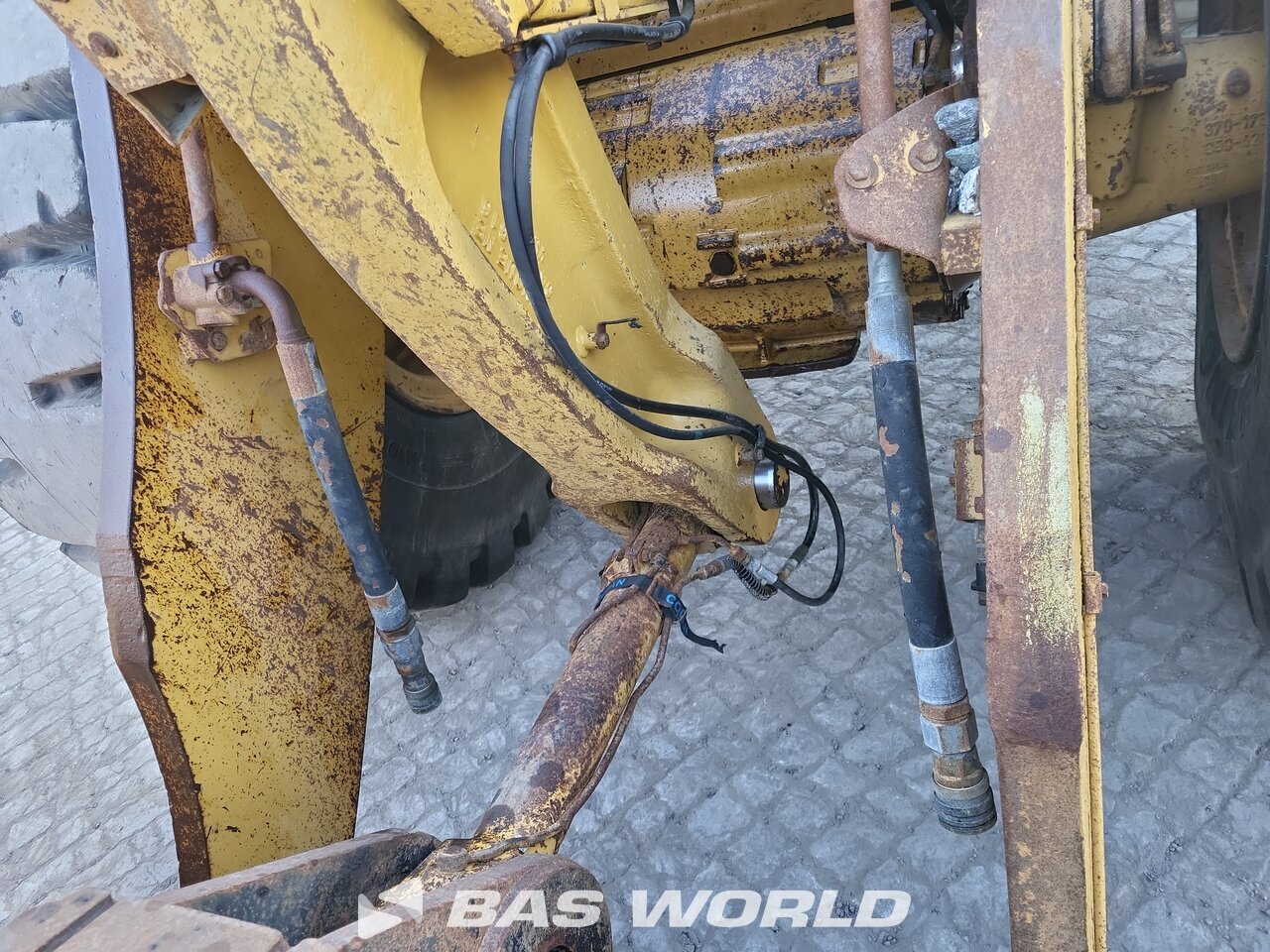 Other : Caterpillar 972 M Încărcător frontal pe roți