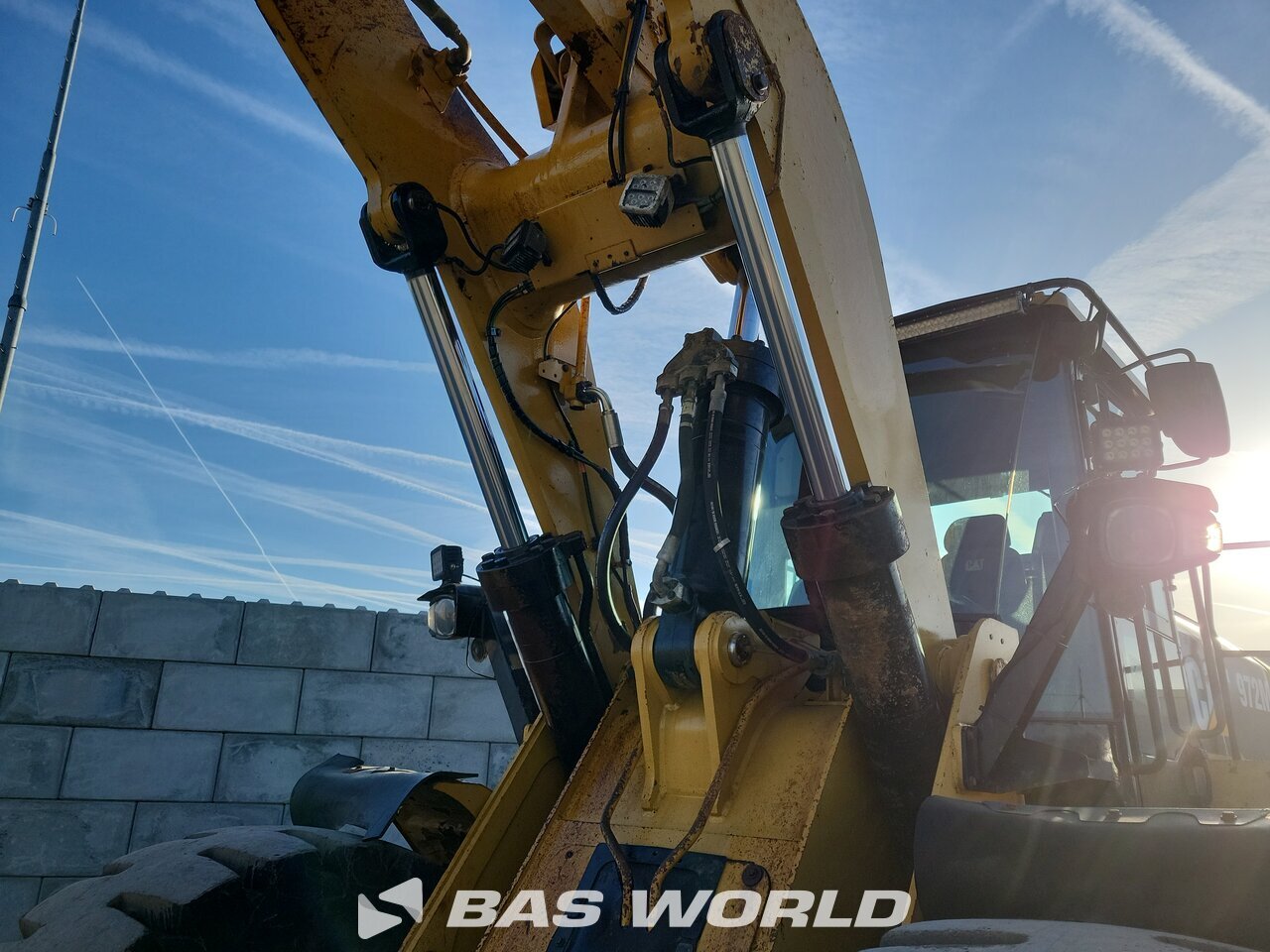 Other : Caterpillar 972 M Încărcător frontal pe roți