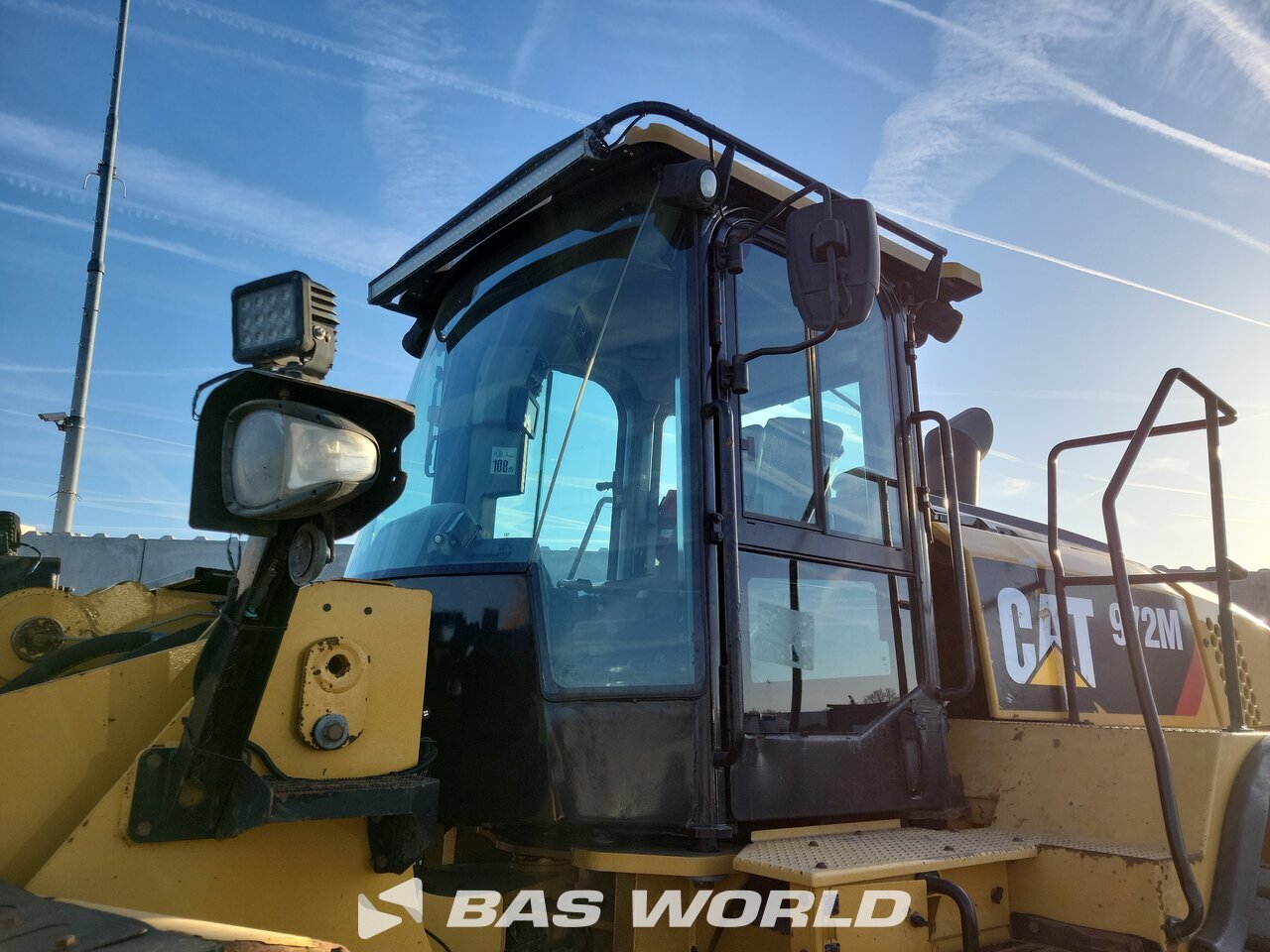 Other : Caterpillar 972 M Încărcător frontal pe roți