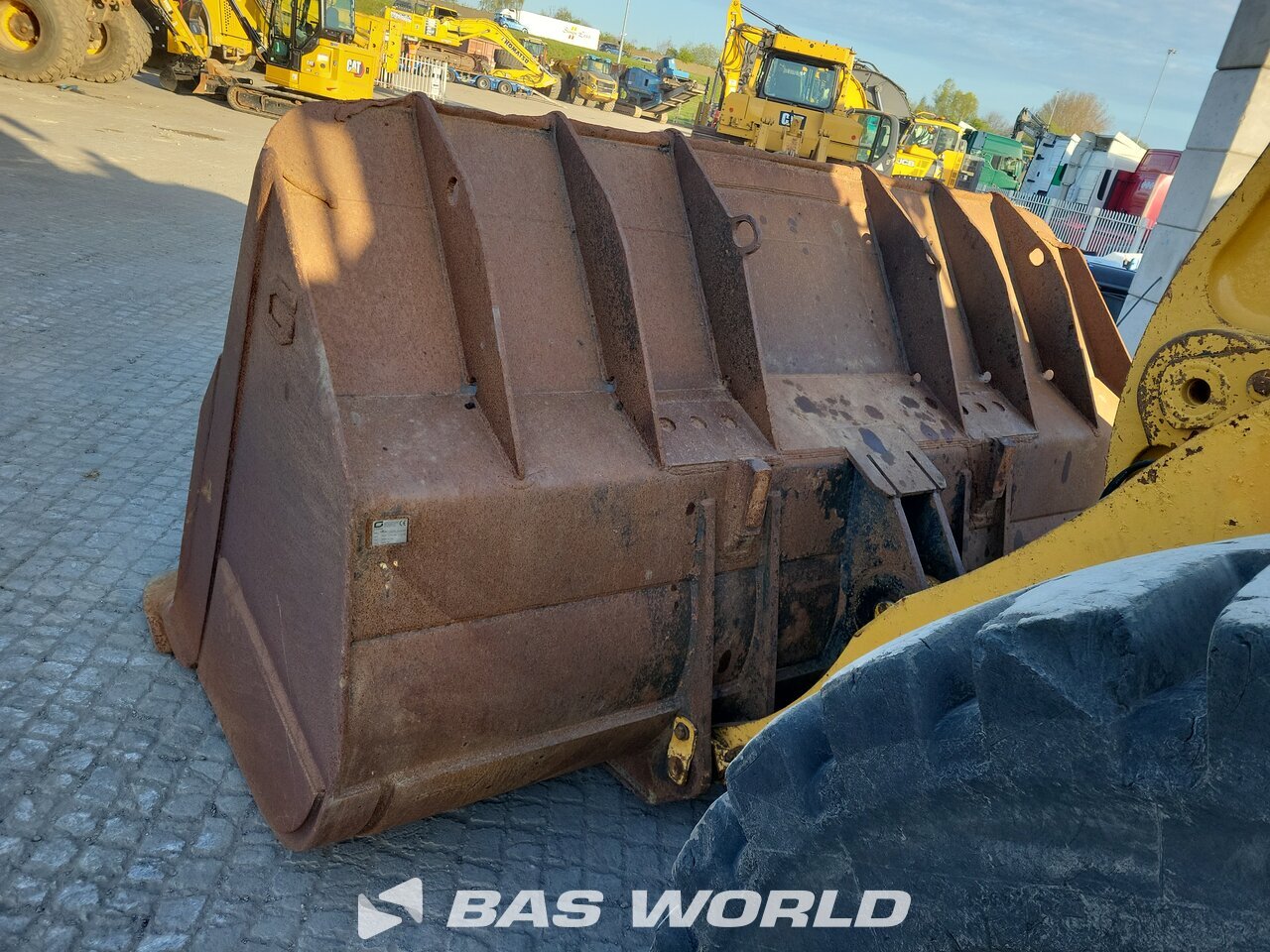 Other : Caterpillar 972 M Încărcător frontal pe roți