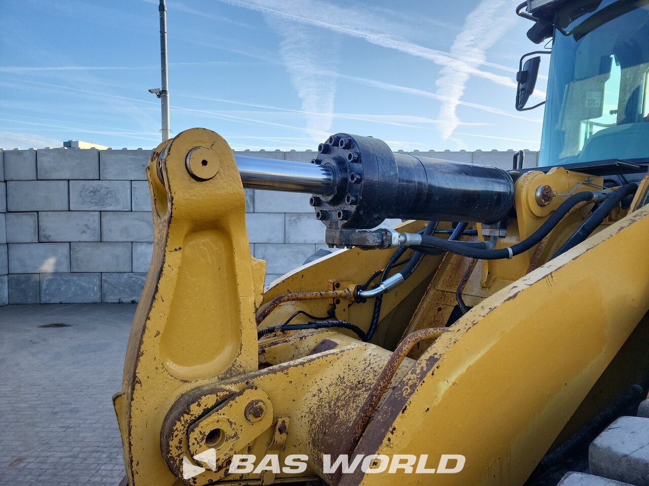 Other : Caterpillar 972 M Încărcător frontal pe roți