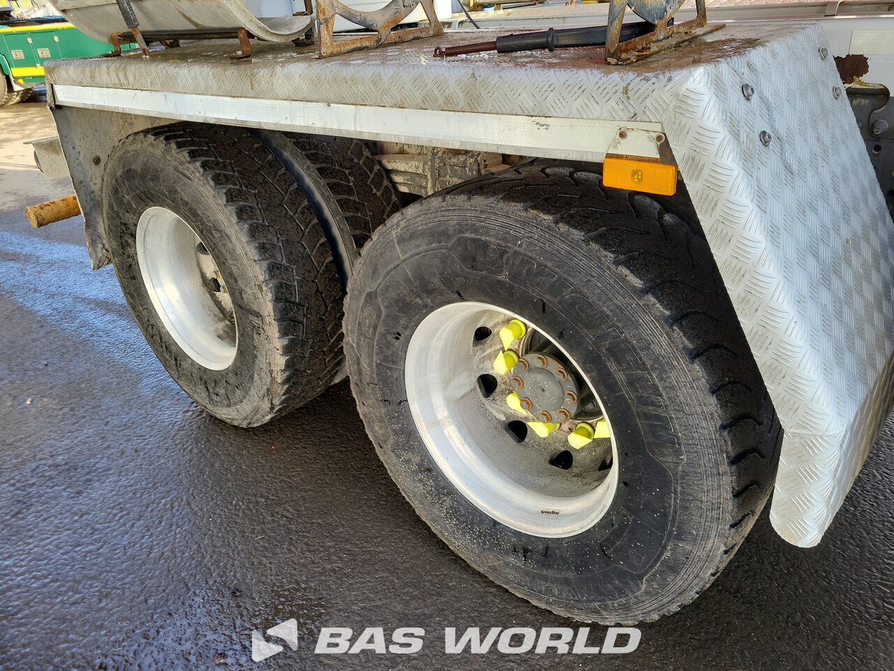 Other : Mercedes Arocs 3240 Camion hormigonera