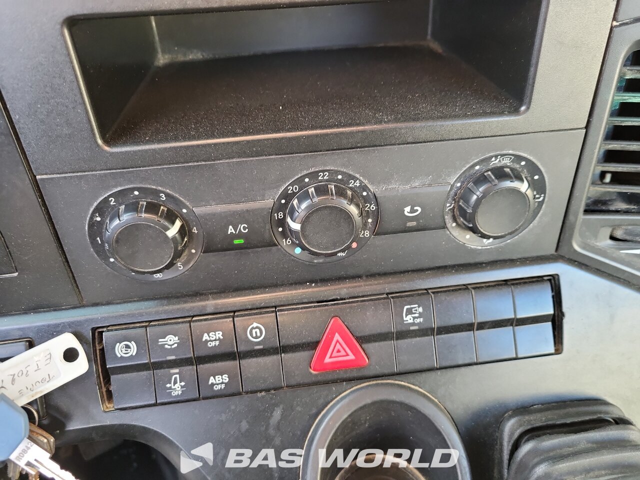 Other : Mercedes Arocs 3240 Camion hormigonera