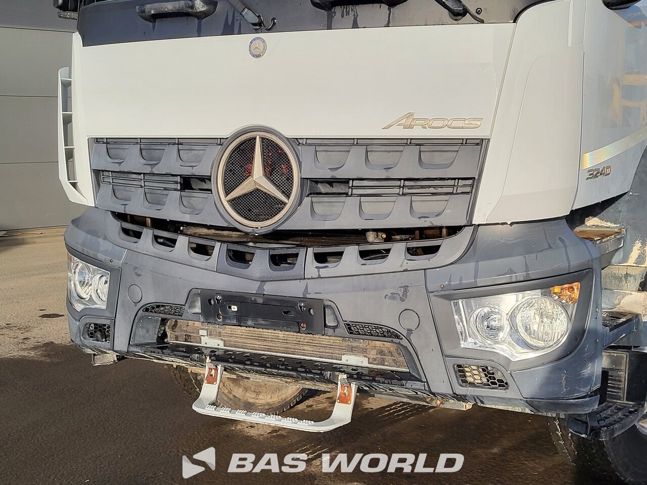 Other : Mercedes Arocs 3240 Camion hormigonera