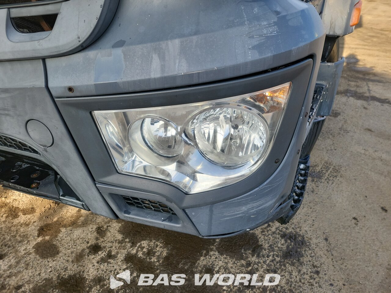 Other : Mercedes Arocs 3240 Camion malaxeur béton