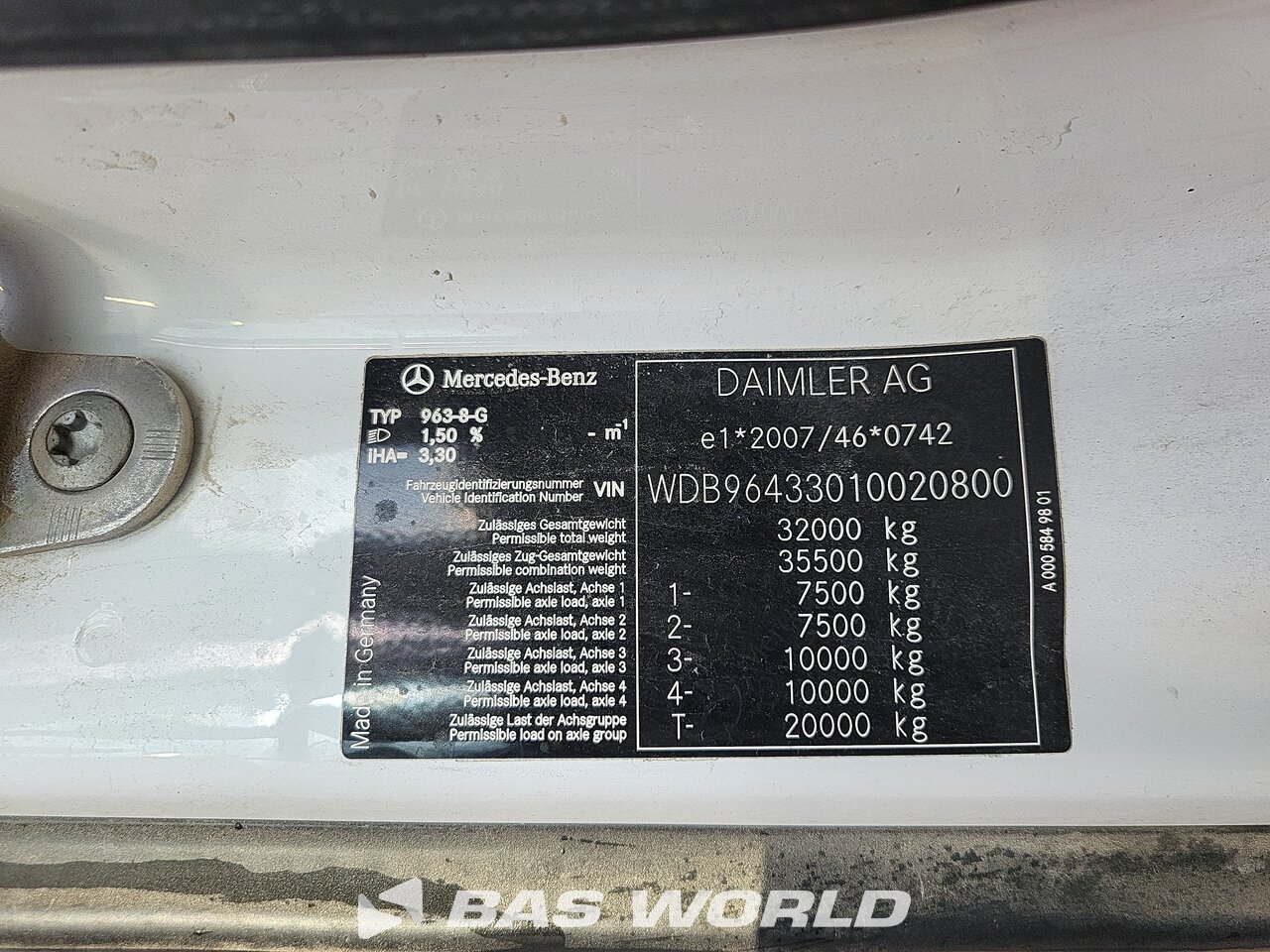 Other : Mercedes Arocs 3240 Camion malaxeur béton