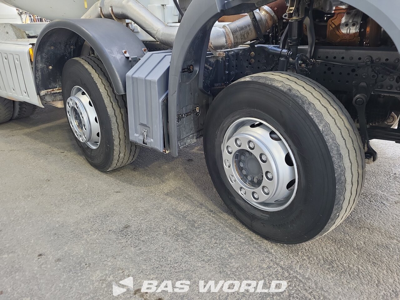 Other : Mercedes Arocs 3240 شاحنة خلاطة خرسانة
