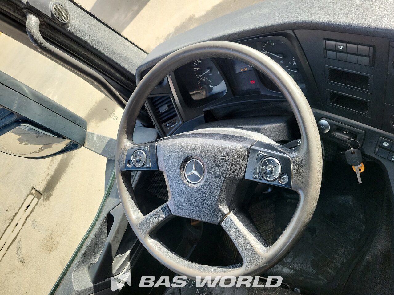 Other : Mercedes Arocs 3240 شاحنة خلاطة خرسانة