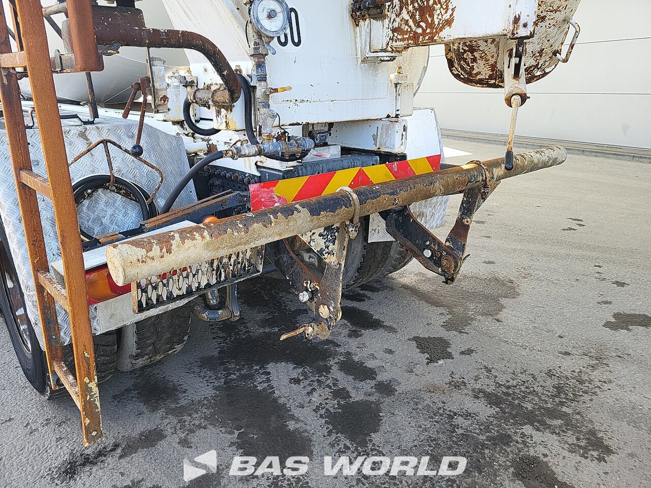 Other : Mercedes Arocs 3240 شاحنة خلاطة خرسانة