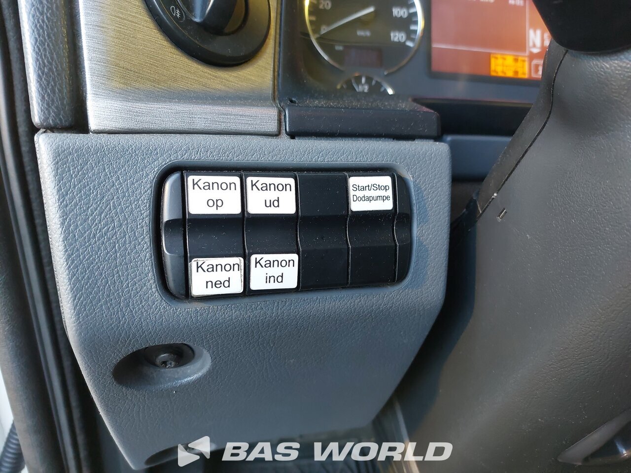 Other : Mercedes Actros 3260 الشاسيه