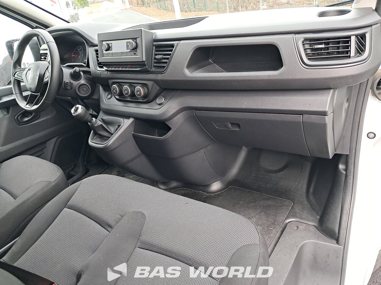 Other : Renault Trafic 130pk Closed box van