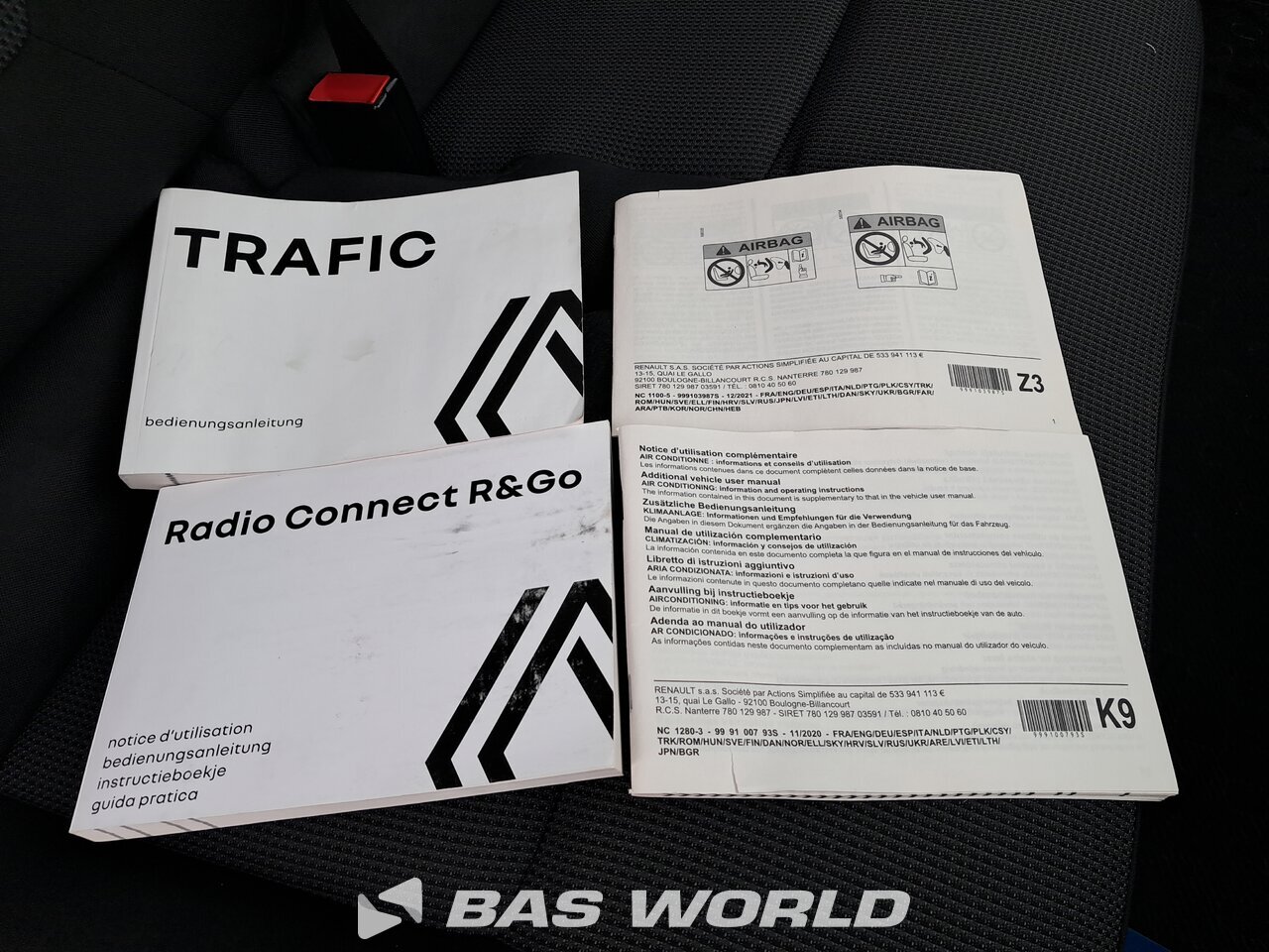 Other : Renault Trafic 130pk Closed box van