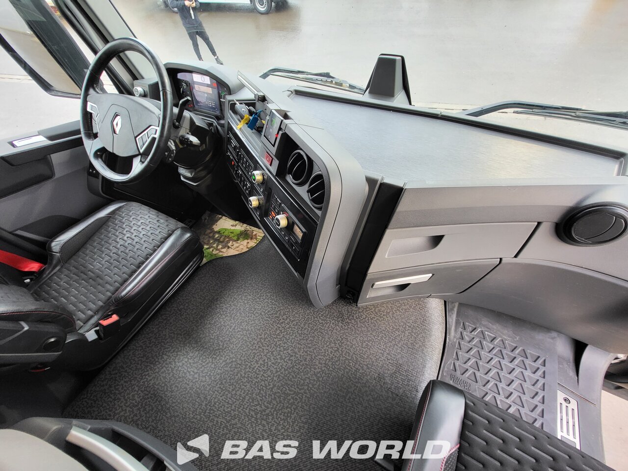 Other : Renault T 520 tegljač