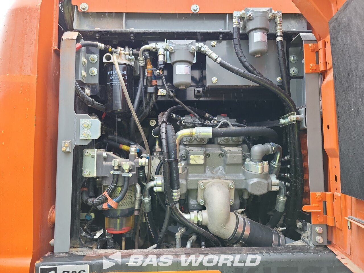 Other : Hitachi ZX170W -6 Wheeled excavator