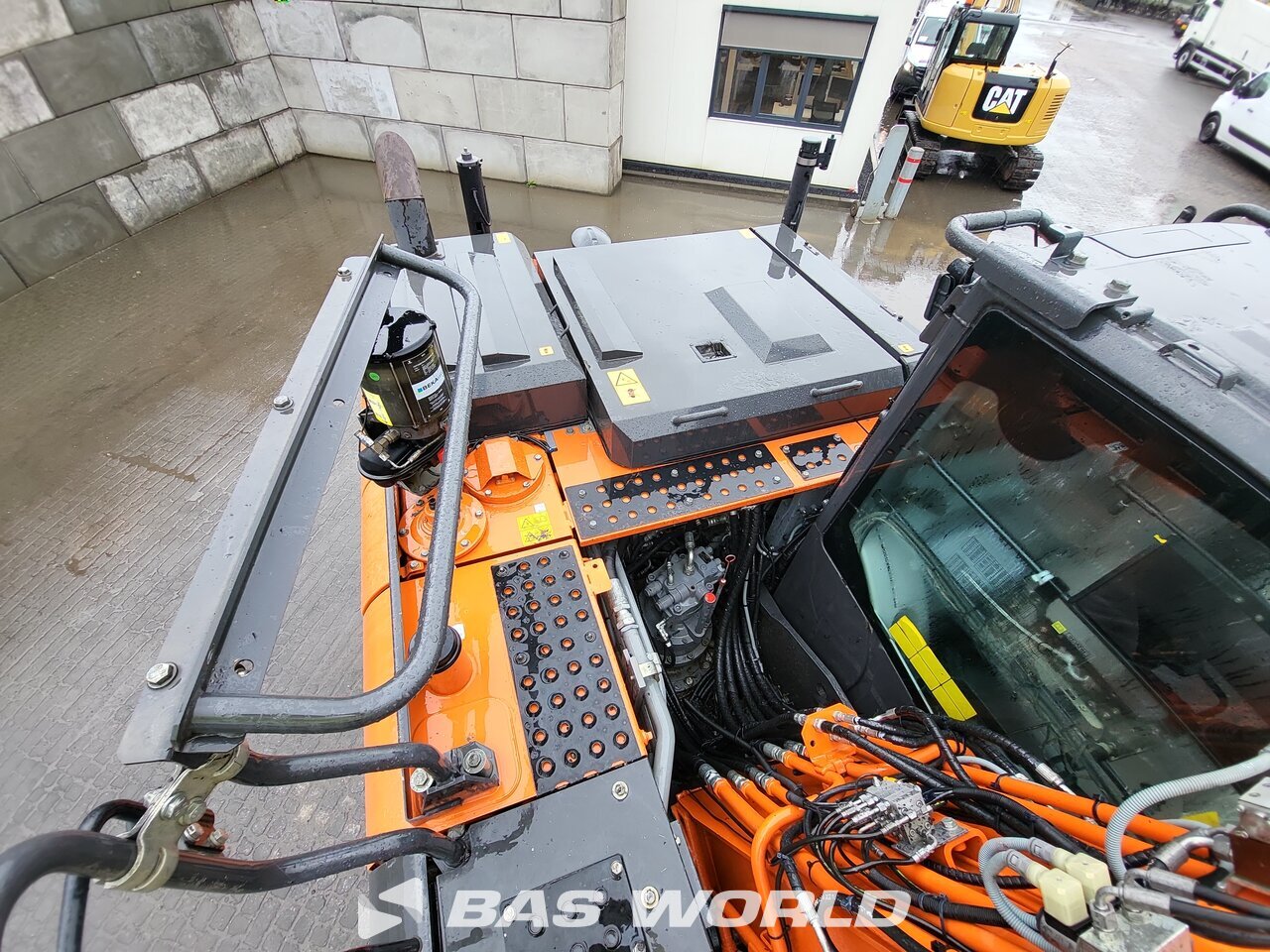 Other : Hitachi ZX170W -6 Wheeled excavator