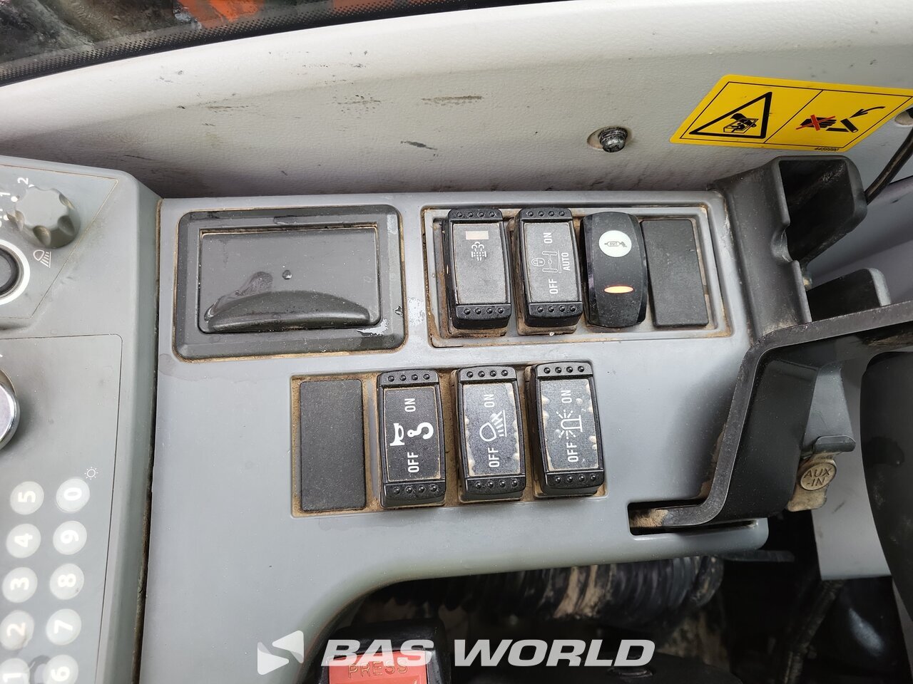 Other : Hitachi ZX170W -6 Wheeled excavator
