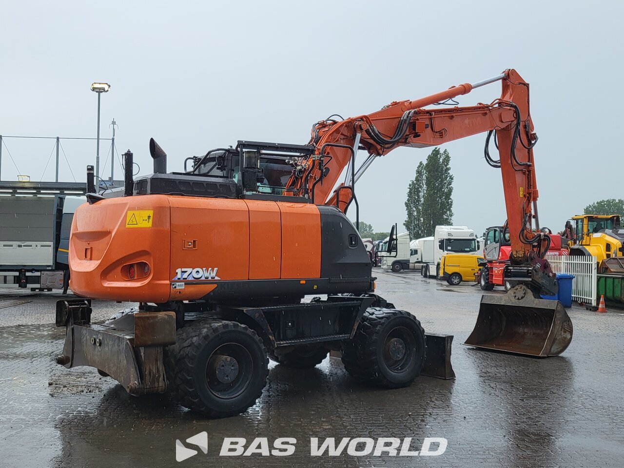 Other : Hitachi ZX170W -6 Wheeled excavator