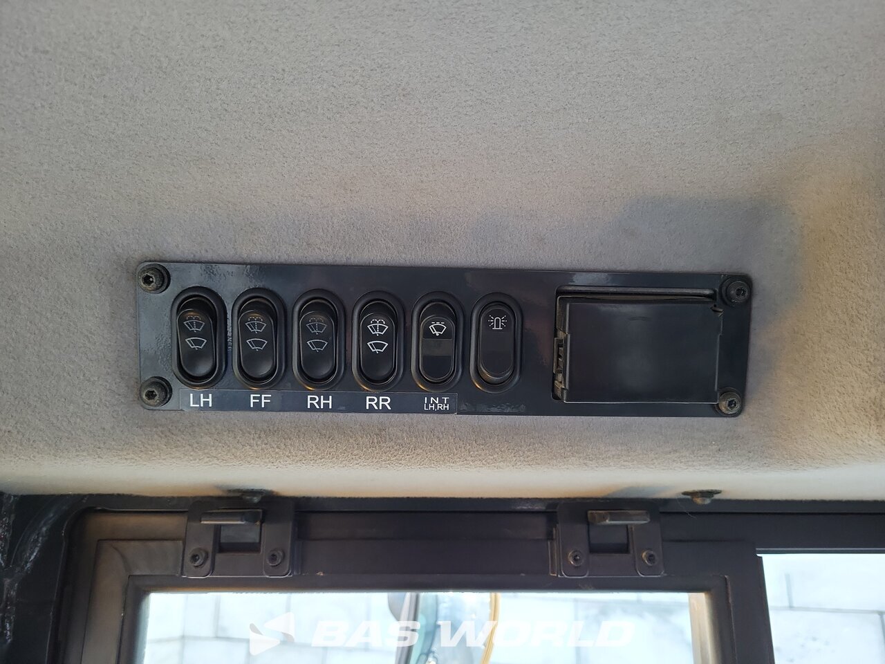Other : Komatsu D61 PX -24 Buldožer gusjeničari