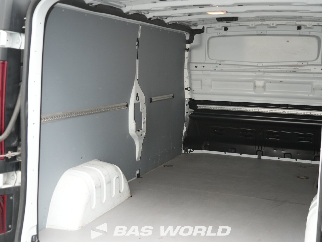 Other : Renault Trafic 130pk Fourgon utilitaire
