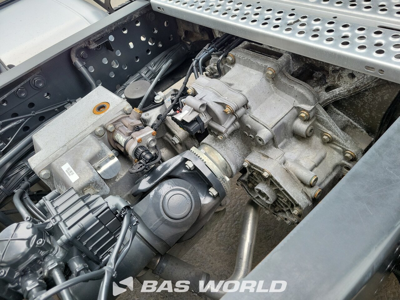Other : Mercedes Actros 1851 وحدات الجر