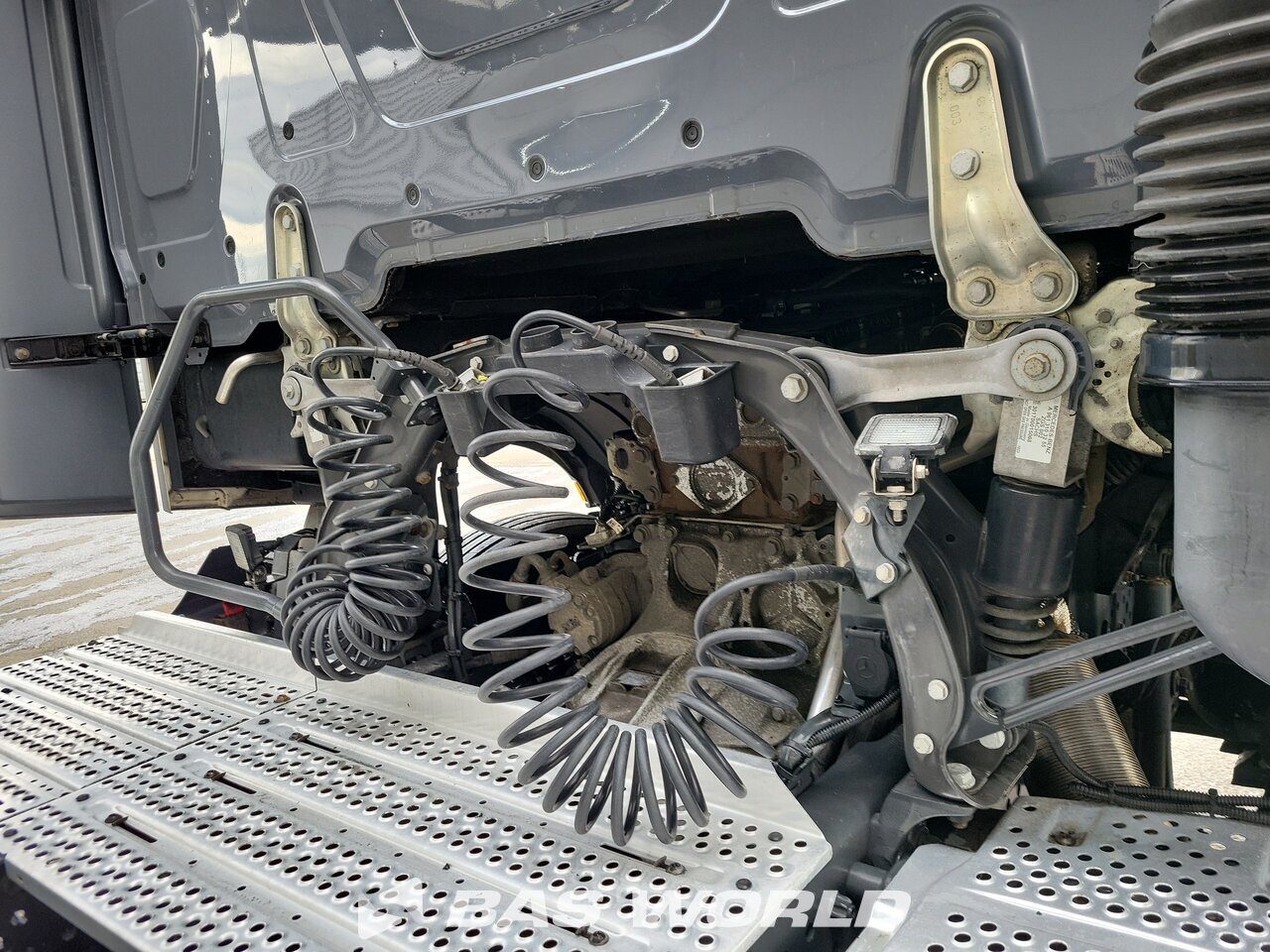 Other : Mercedes Actros 1851 Влекач