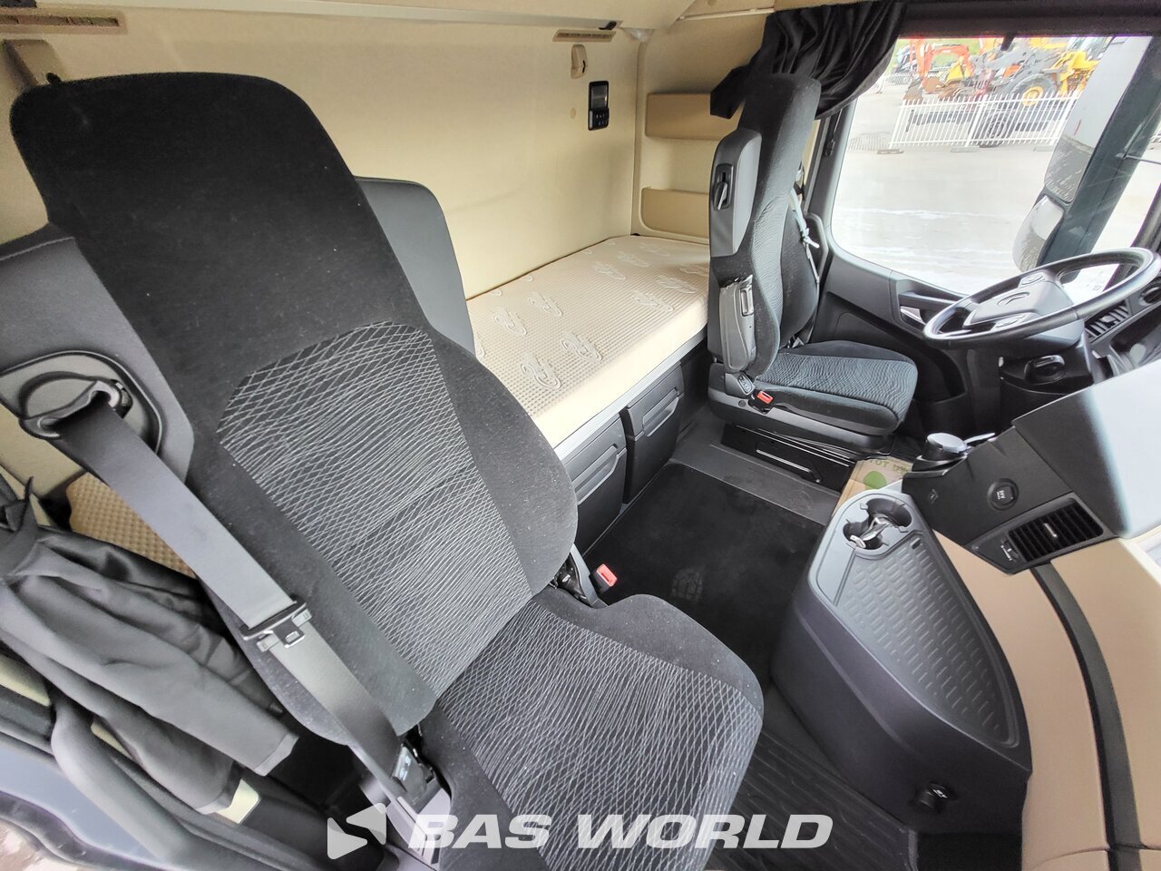 Other : Mercedes Actros 1851 Влекач