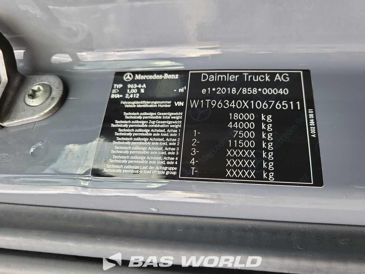 Other : Mercedes Actros 1851 Влекач