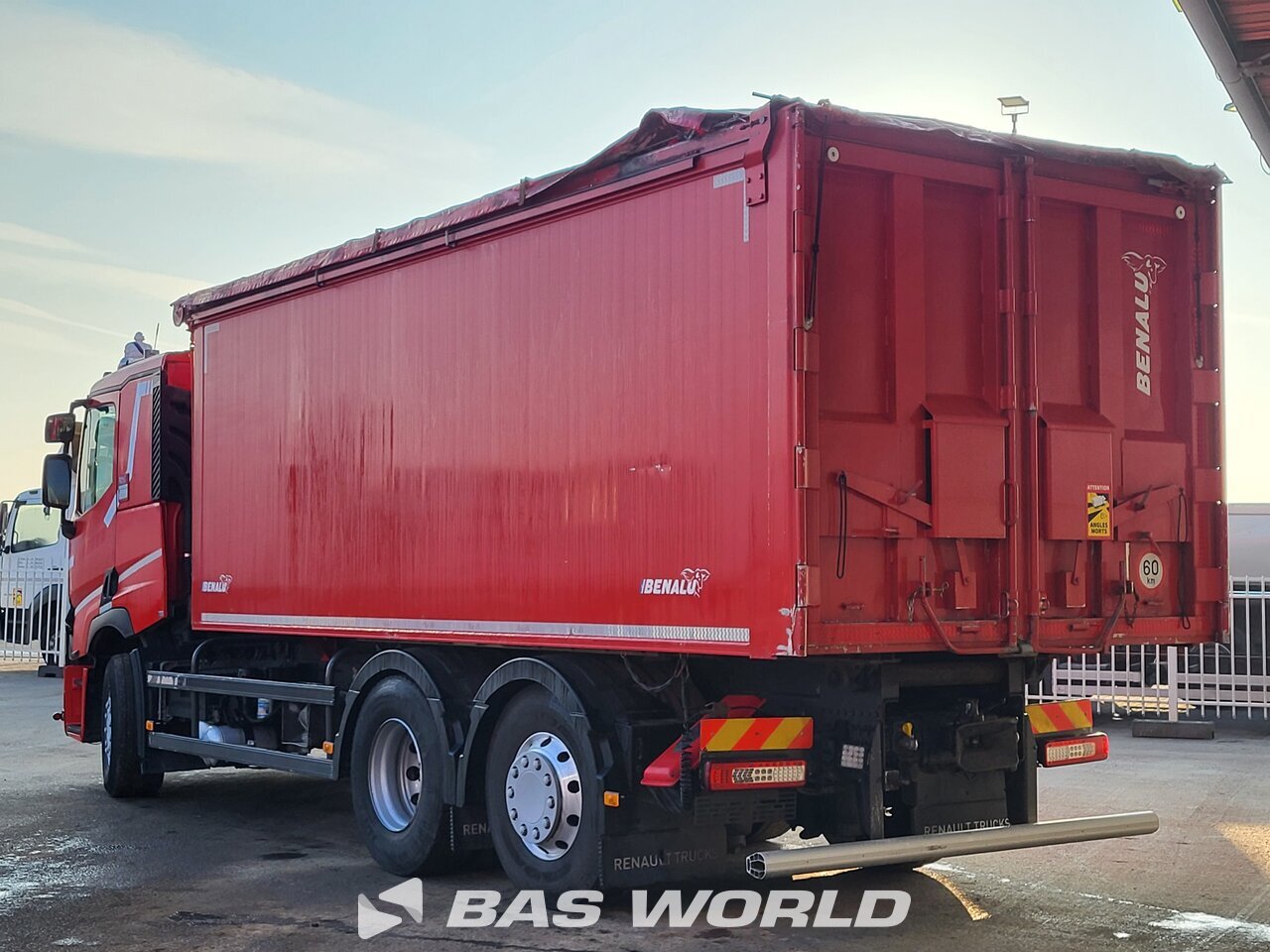 Other : Renault T 480 Caminhão Basculante