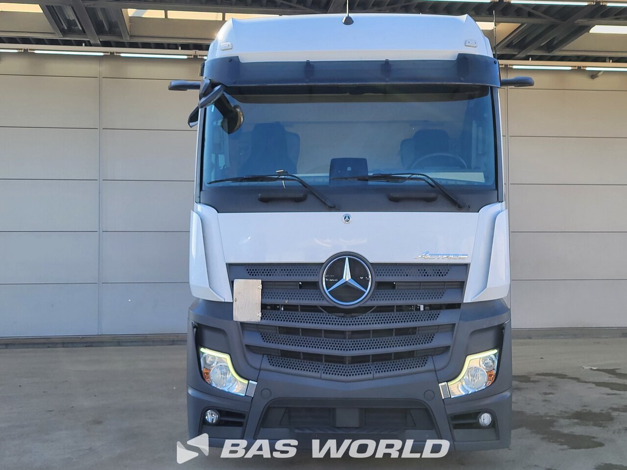 Other : Mercedes Actros 1845 Tractor