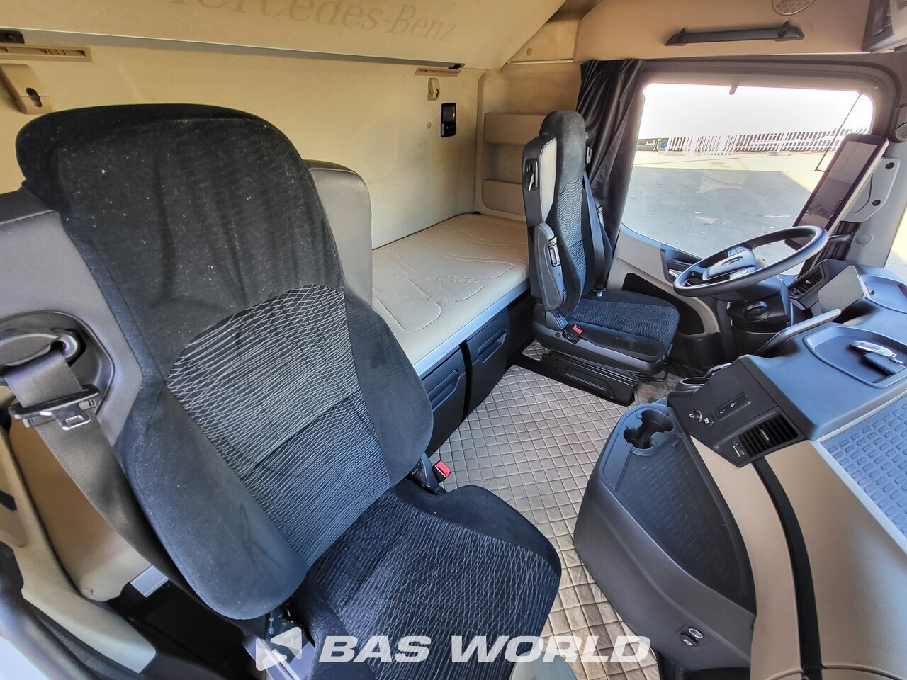 Other : Mercedes Actros 1845 Tractor