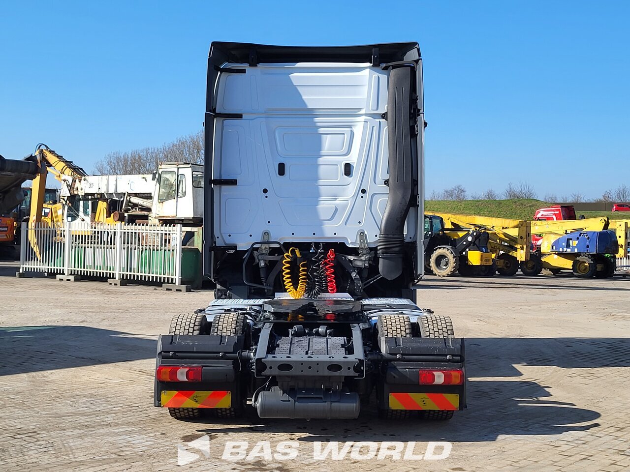 Other : Mercedes Actros 1845 Tractor